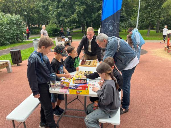 День первоклассника на Ракетном бульваре День первоклассника на Ракетном бульваре