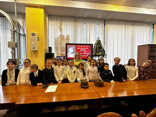 Патриотическая программа "Люди-легенды. Борис Галушкин"