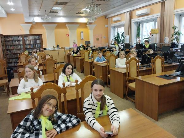 Мы празднуем лицея день заветный Мы празднуем лицея день заветный